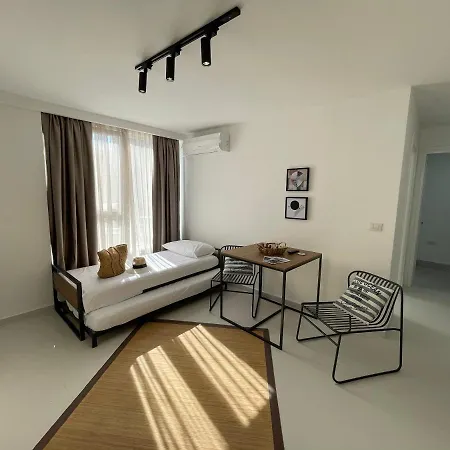 Vela 4 Apartment *