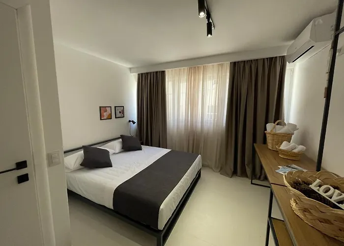 Appartement Vela 4 *